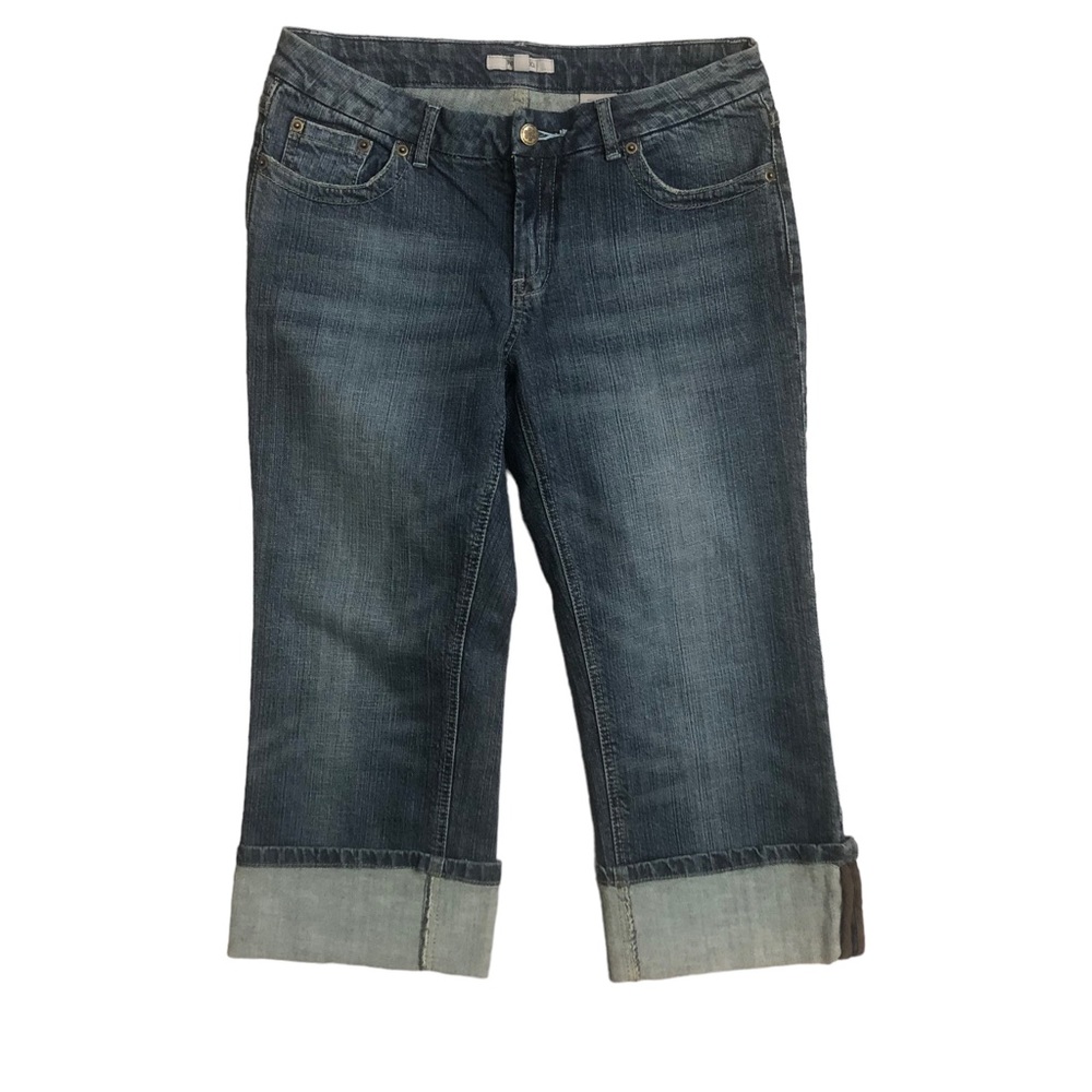 RW&CO Like New High Rise Dark Wash Distressed / Faded Crop Jeans